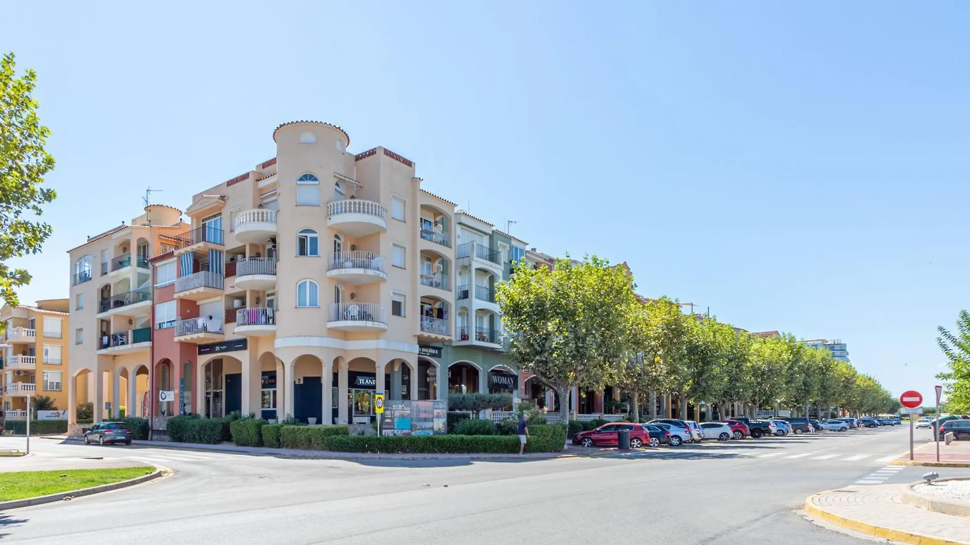 141-Empurialola- Apartamento Con Piscinas En El Centro Y Cerca Del Mar Empuriabrava 0*,